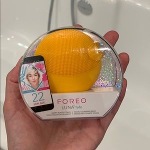 NEW, sealed Foreo Luna Fofo facial cleansing brush